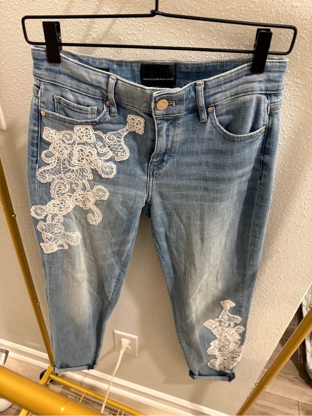 White House Black Market Light Blue Embroidered Boyfriend  Crops Jeans - Picture 2 of 4